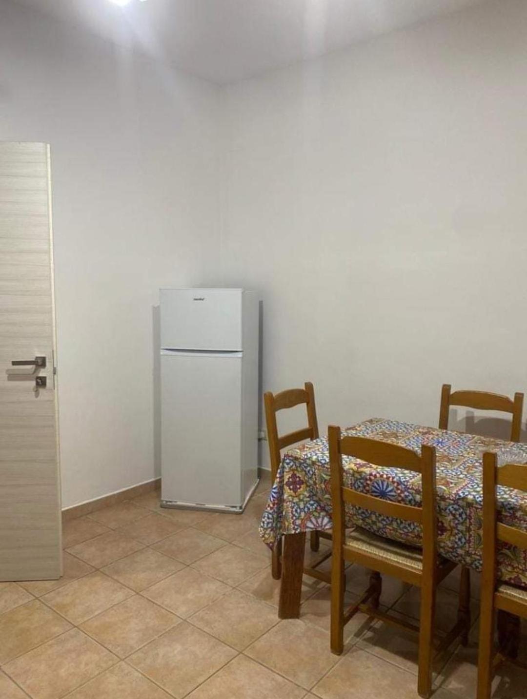 Casa Vacanze Paola Porto Empedocle Exterior foto